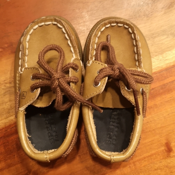 Little Kid's Authentic Original Crib Loop Boat Shoe - Picture 6 of 6